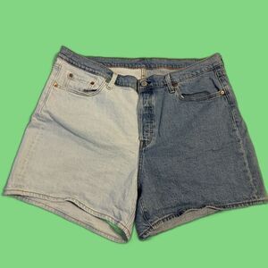 Levi's 501 Blue Jean Shorts Unique Two-Tone Design Size 18W